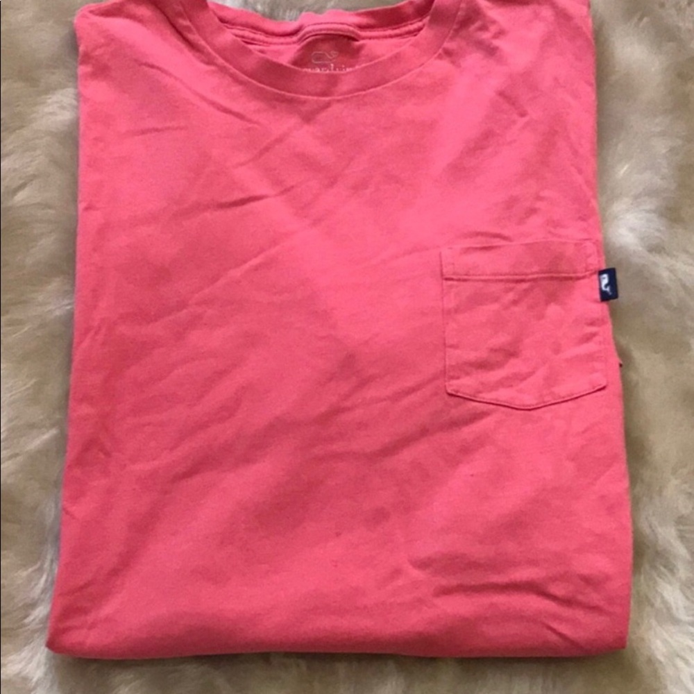 Vineyard Vines salmon pocket T-shirt